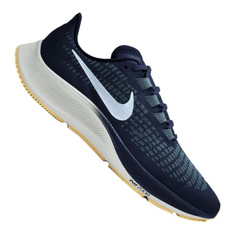 nike pegasus navy blue